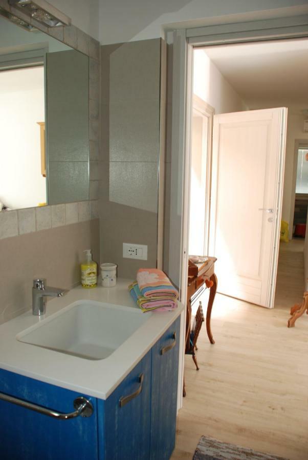 Casa Fanny Apartment Limone sul Garda Ngoại thất bức ảnh